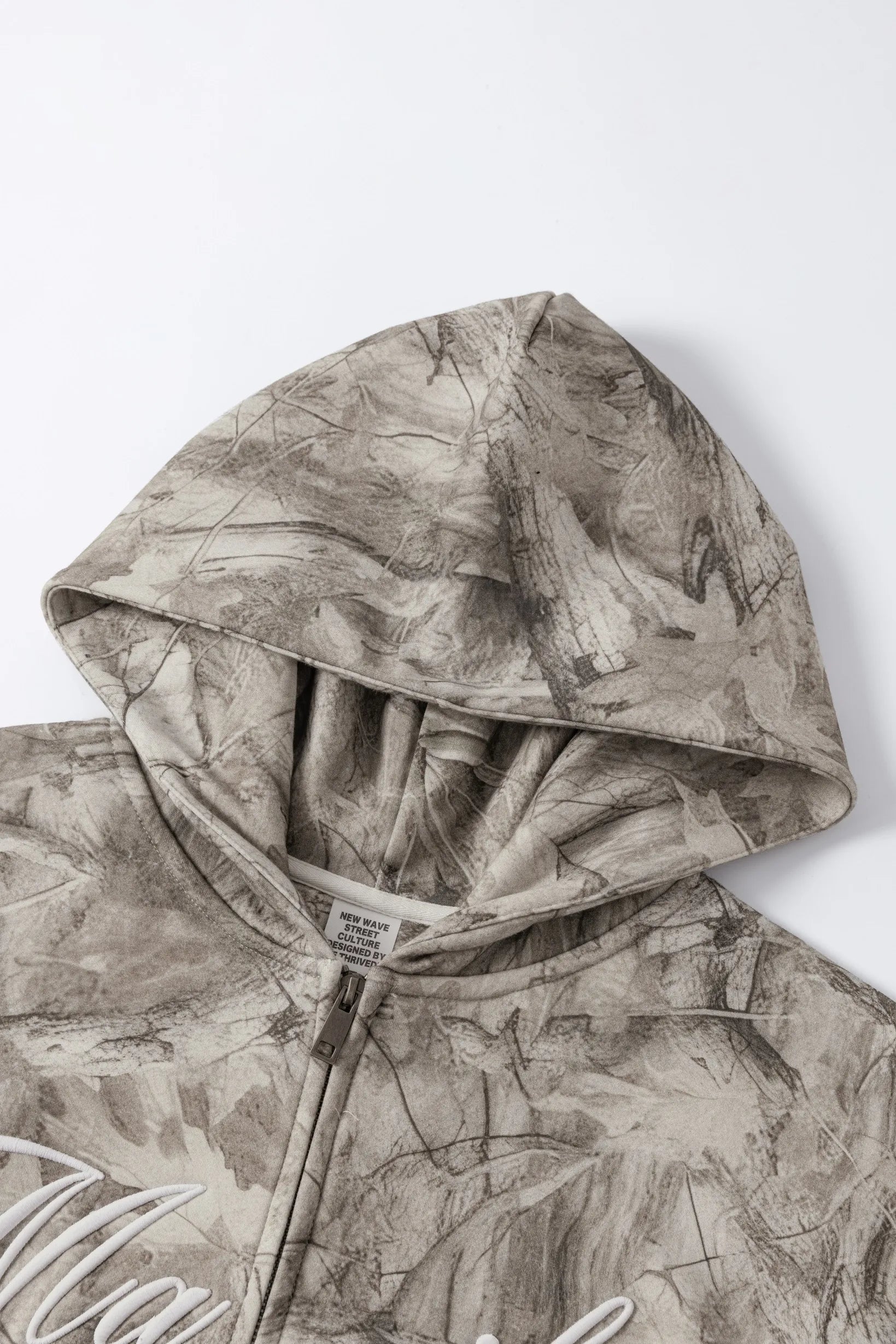 DESERT CAMOUFLAGE EMBROIDERED ZIP UP HOODIE