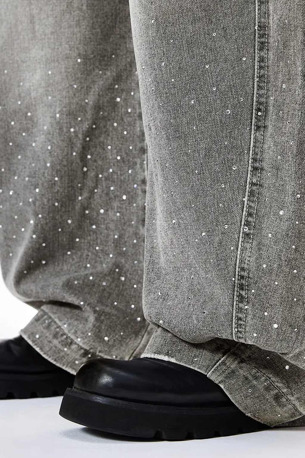 NEW WAVE RHINESTONE WASHED BARREL BAGGYJEAN